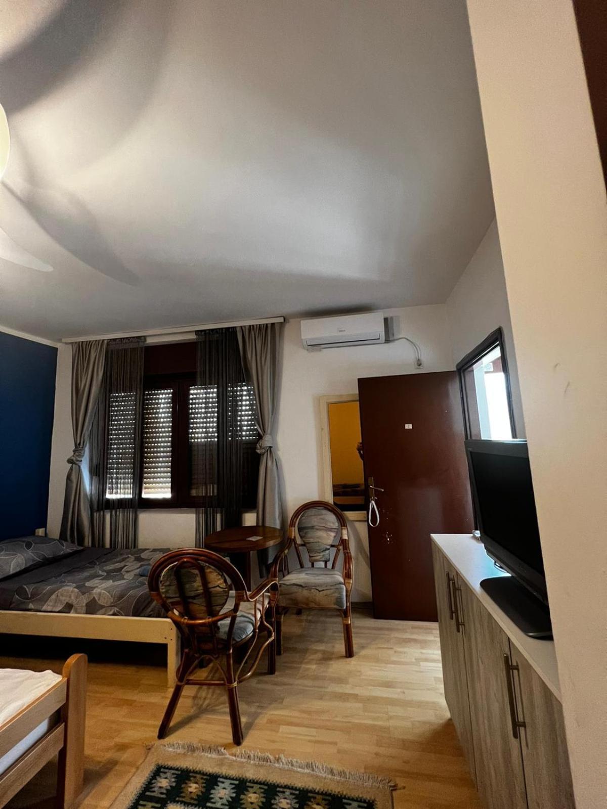 Apartments Azra Mostar Exterior foto